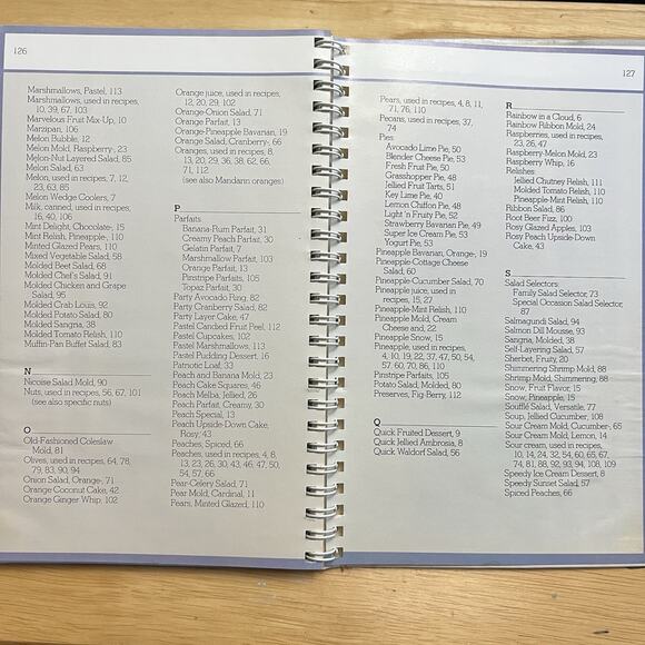 Vintage 1981 Joys Of JELLO Cookbook Loads of Recipes General Foods Spiral Bound - Picture 8 of 10